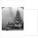Shwedagon Pagoda, Rangoon, Burma by Underwood & Underwood
