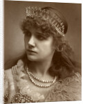 Marion Hood, British soprano opera and musical theatre singer by St James's Photographic Co