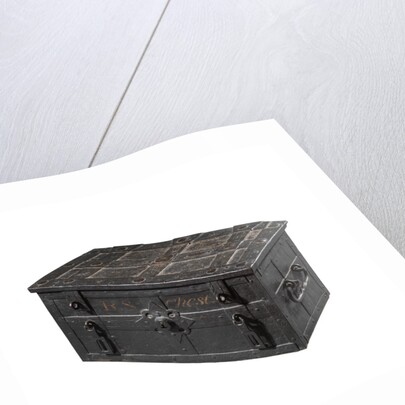 The Royal Society’s chest by Unknown