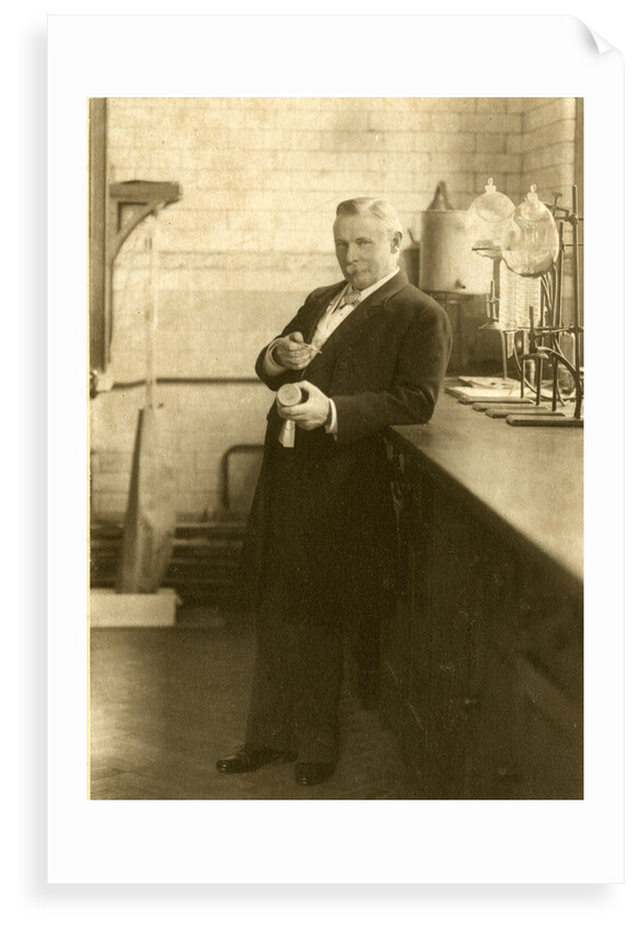 Portrait of Thomas Edward Thorpe by Elliott & Fry
