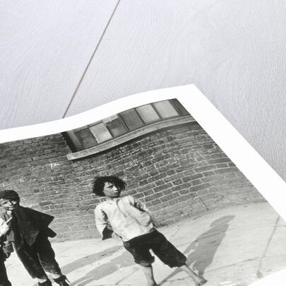 Street urchins in Lambeth by Anonymous