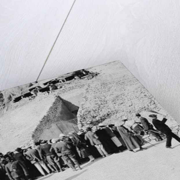 Crowd outside Tutankhamun's tomb by Harry Burton