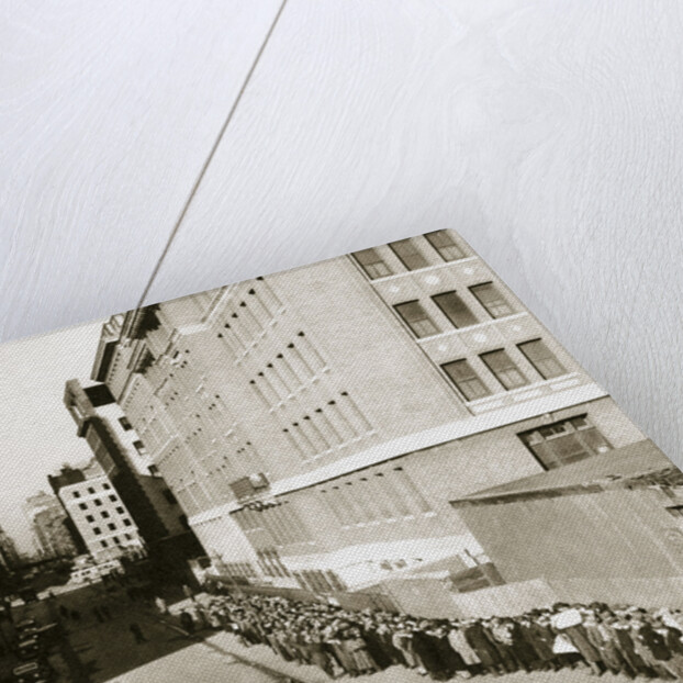 The breadline, a visible sign of poverty during the Great Depression by Anonymous