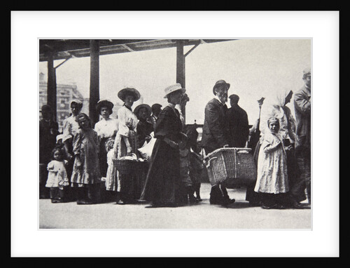 Immigrants arriving at Ellis Island by Anonymous