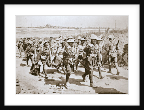Australian machine-gunners returning from the trenches by Anonymous