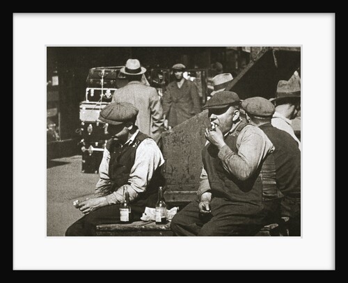 Day labourers having a hot dog and lemonade by Anonymous