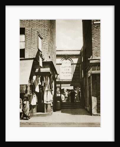 Houndsditch clothing market by Anonymous
