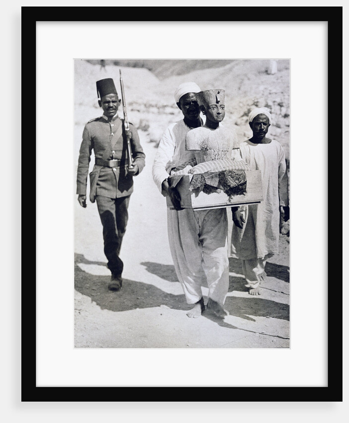 Mannequin or bust of Tutankhamun being carried from his tomb by Harry Burton