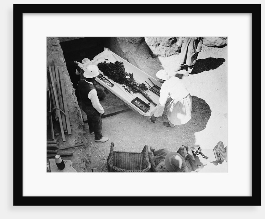 Funeral bouquet being removed from the tomb of Tutankhamun by Harry Burton