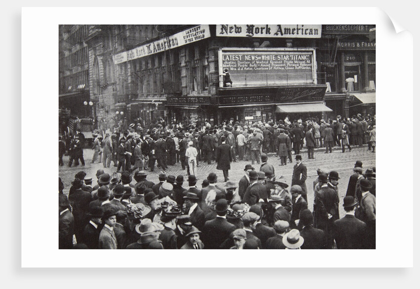 Reports of the sinking of the 'Titanic' arrive in New York by Anonymous