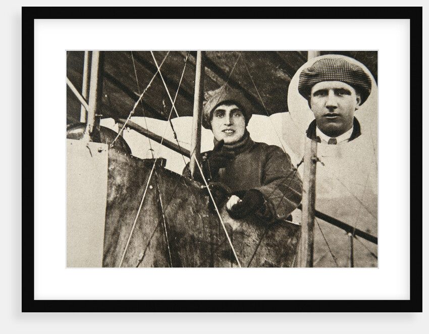 Mrs W Buller, first woman to fly professionally by S and G