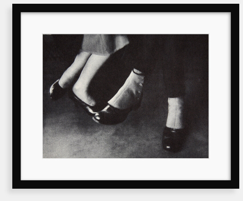 Feet of passengers on the New York subway by Anonymous