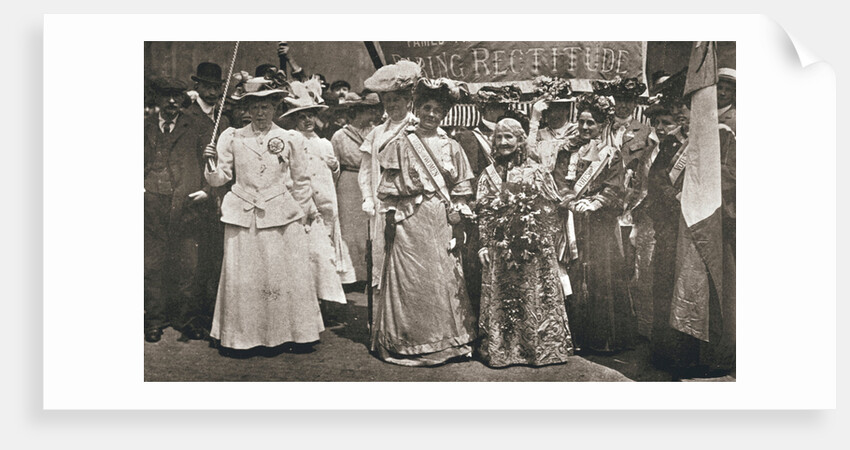 The head of the Women's Sunday Procession to Hyde Park by Anonymous