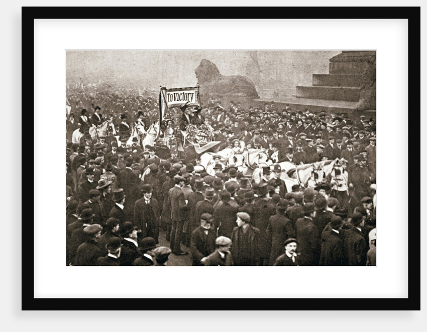 Procession to welcome the early release of suffragettes from prison on 19 December 1908 by Anonymous
