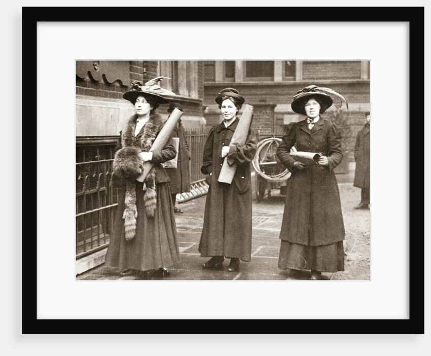 Suffragettes armed with materials to chain themselves to railings by Anonymous