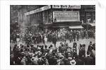 Reports of the sinking of the 'Titanic' arrive in New York by Anonymous