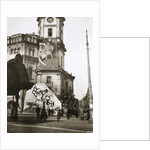 The Bolsheviks cover official buildings with their art by Anonymous