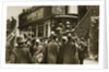 Londoners rushing for a bus on Ludgate Hill by Anonymous