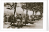 City workers lunching at Tower wharf, seated on old cannons by Anonymous