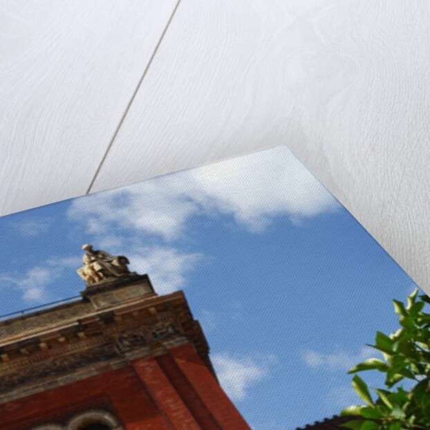 V&A Museum, John Madejski Garden, designed by Kim Wilkie by Stuart Cox