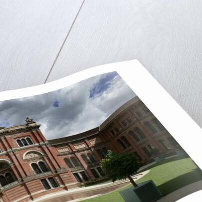 V&A Museum, John Madejski Garden by Anonymous