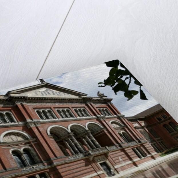 V&A Museum, John Madejski Garden by Anonymous