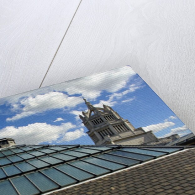 Main tower of the V&A Museum by Anonymous