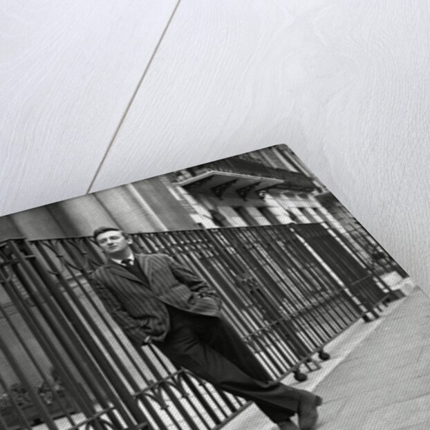 Alan Dean by Harry Hammond