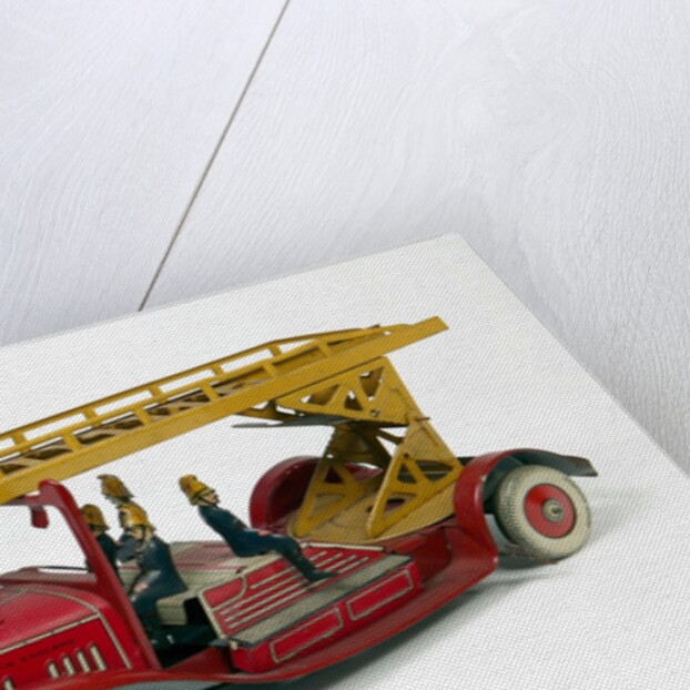 Clockwork toy fire engine by Unknown