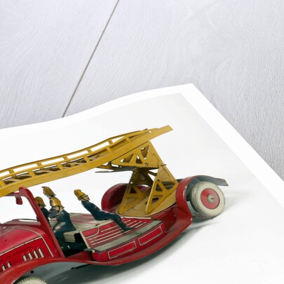 Clockwork toy fire engine by Unknown