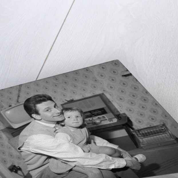 Lonnie Donegan with his daughter by Harry Hammond