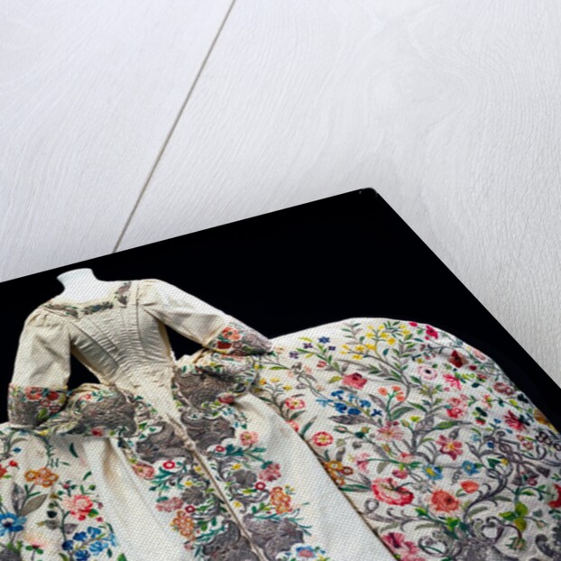 Court dress or mantua, back view. Embroidered silk with silver thread. England, c.1740-45. by Unknown
