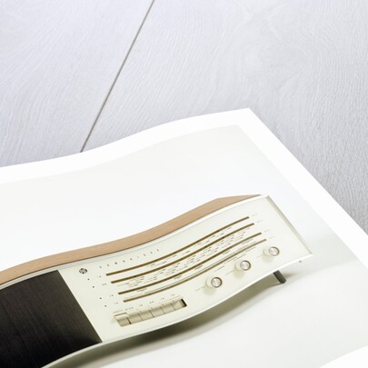 The Cambridge Radio Model 1108 by Robin Day