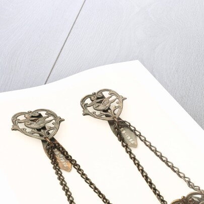 Patent Skirt Grips by B. O. Brendel