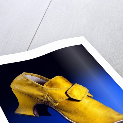 Woman's shoe. Britain, early 18th century by Unknown