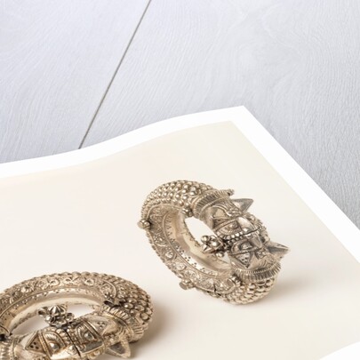 Pair of bracelets. Bombay, 1880 by Unknown