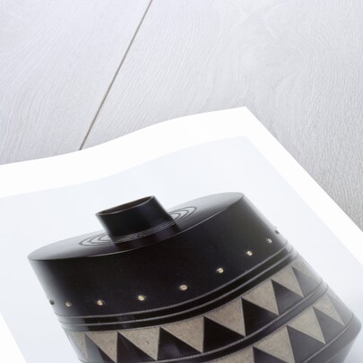 Vase by Eiichi Kanemori
