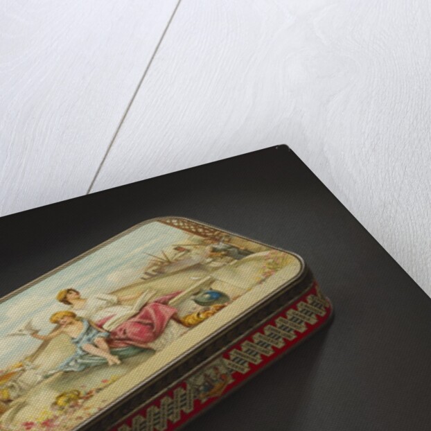 Biscuit tin by Boorne & Stevens Huntley