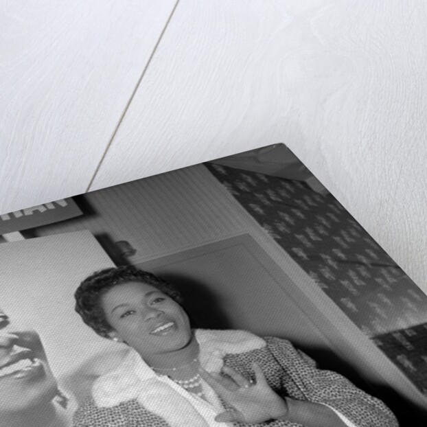 Sarah Vaughan at a London reception by Harry Hammond