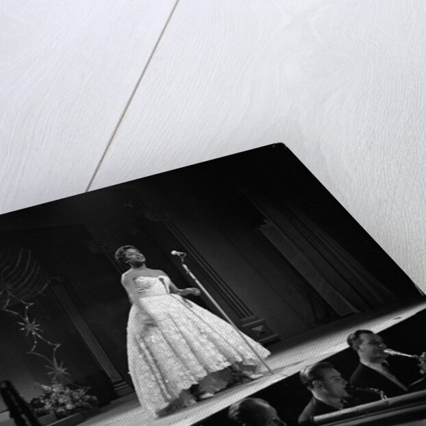 Sarah Vaughan at the Shepherds Bush Empire by Harry Hammond