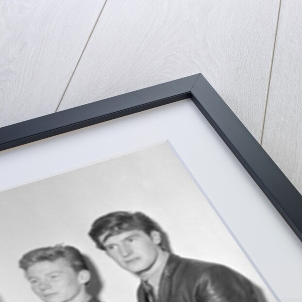 The Searchers by Harry Hammond