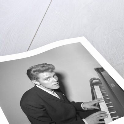 Shane Fenton, aka Alvin Stardust by Harry Hammond