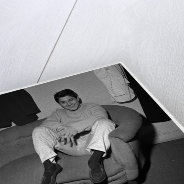 Paul Anka in dressing room by Harry Hammond