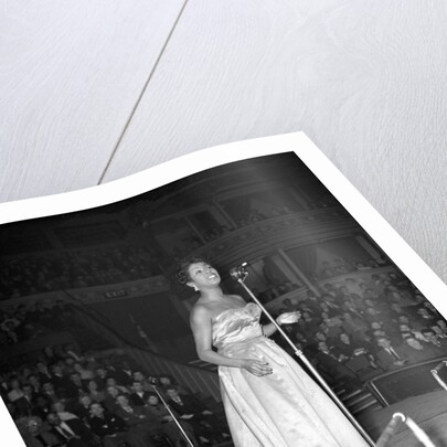 Sarah Vaughan at the Albert Hall by Harry Hammond