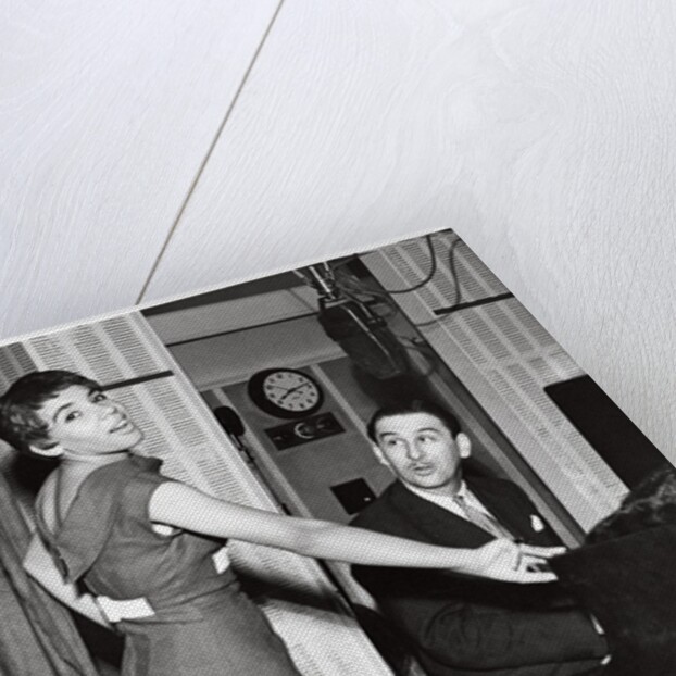 Shirley Bassey with Johnny Franz by Harry Hammond