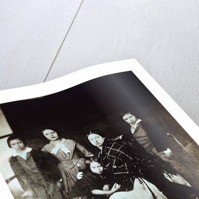 Prince of Wales, Princess Royal, Princess Alice, Queen Victoria and Prince Alfred by Roger Fenton