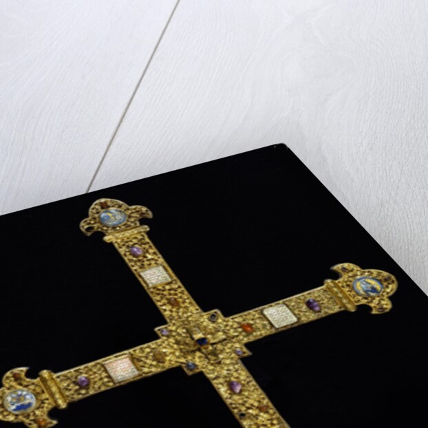 Altar cross by Hugo Oignies