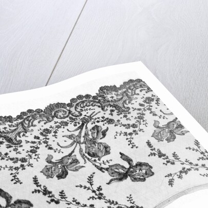 Lace with design of irises by Anonymous