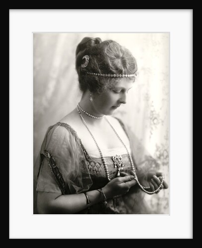 Princess Alice of Albany by Lafayette Portrait Studios
