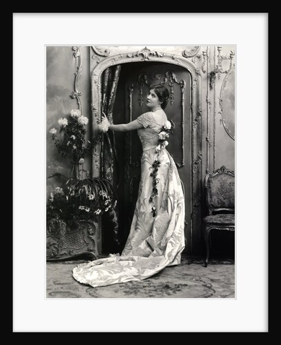 Lily Langtry by Lafayette Portrait Studios
